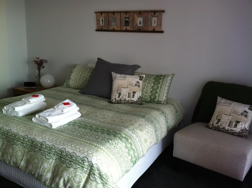 Corinella On The Esplanade Bed & Breakfast エクステリア 写真